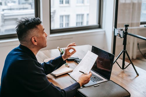 online teacher